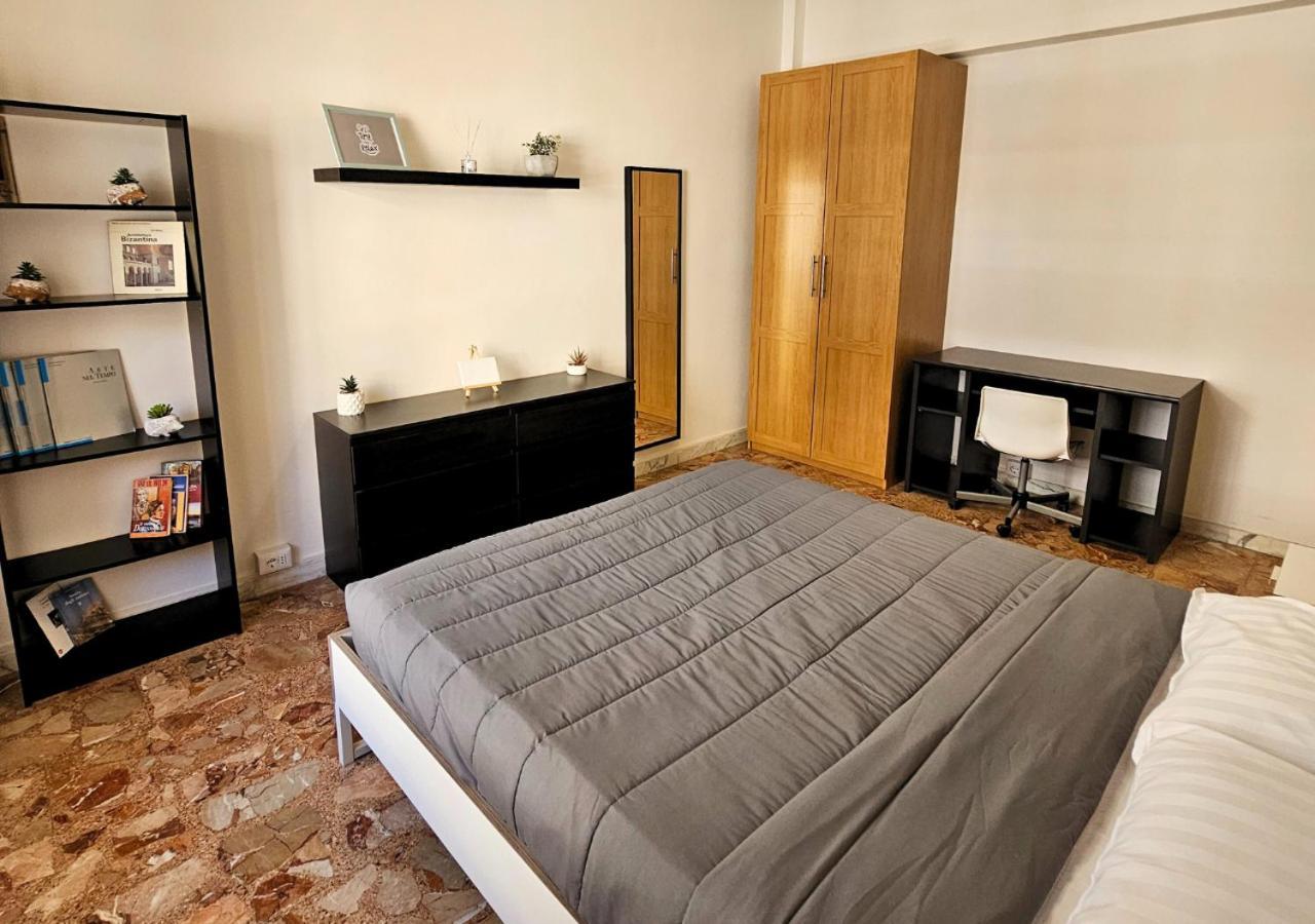 Urban Street Apartment Roma Exteriér fotografie